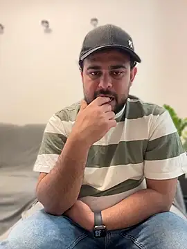 Snapshot of Rodrigopraba chatting on 04-16-26, 11:33 Rodrigopraba online show from 04-16-26, 11:33