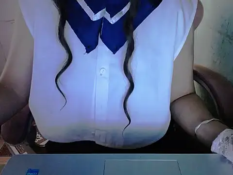 Snapshot of ahoa_Tk chatting on 06-13-26, 06:33 ahoa Tk online show from 06-13-26, 06:33