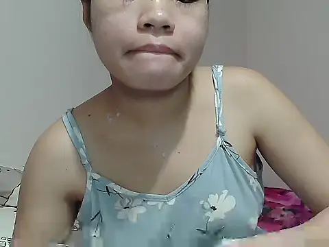 Snapshot of sexyhottypinay chatting on 02-22-26, 03:53 sexyhottypinay online show from 02-22-26, 03:53