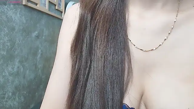 Snapshot of Mika_Kasumi chatting on 10-05-25, 05:09 Mika Kasumi online show from 10-05-25, 05:09