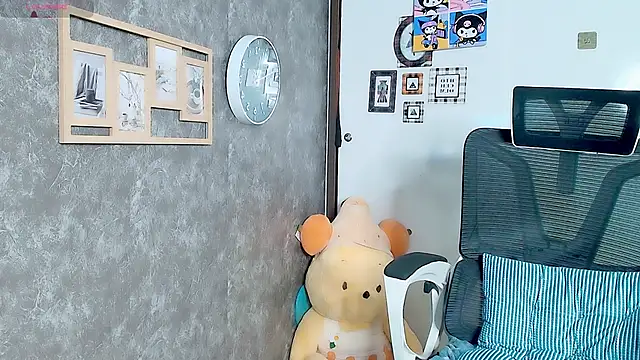 Snapshot of Mika_Kasumi chatting on 09-10-25, 04:50 Mika Kasumi online show from 09-10-25, 04:50