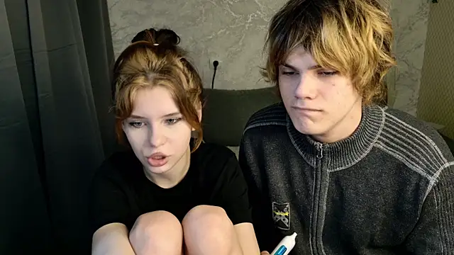 Snapshot of Bonnie_And_C1yde chatting on 05-09-26, 05:11 Bonnie And C1yde online show from 05-09-26, 05:11