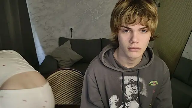 Bonnie And C1yde online show from 04-05-26, 05:14