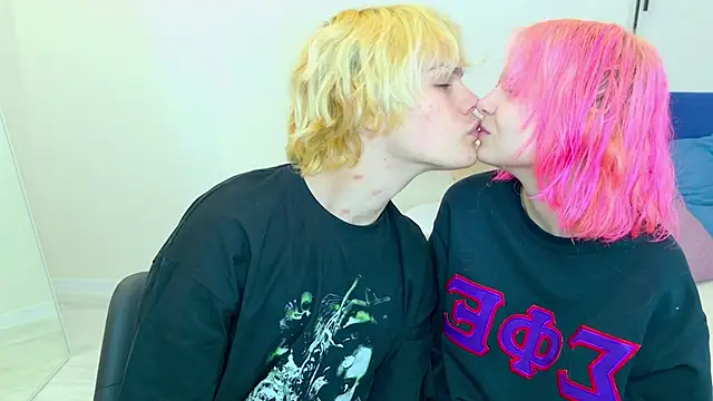 Bonnie And C1yde online show from 10-14-25, 05:13