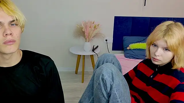 Bonnie And C1yde online show from 09-10-25, 05:12