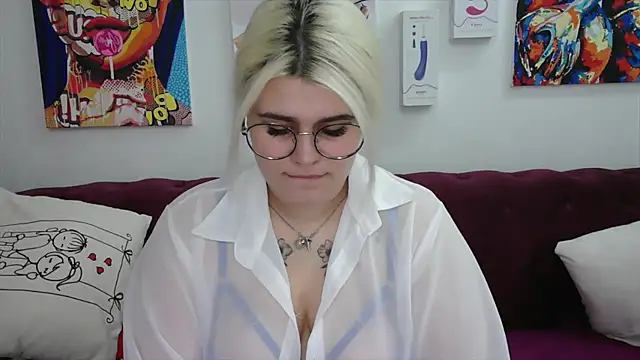 Amber Monro online show from 09-22-25, 01:22