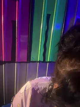 Snapshot of intoxicated13 chatting on 04-13-26, 09:13 intoxicated13 online show from 04-13-26, 09:13