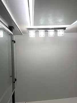 Snapshot of intoxicated13 chatting on 09-25-25, 09:15 intoxicated13 online show from 09-25-25, 09:15