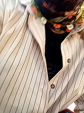 ezgi2545 online show from 10-26-25, 08:59