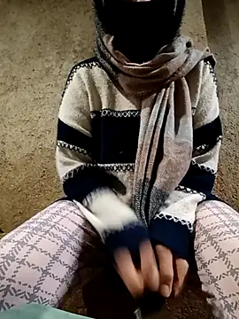 ezgi2545 online show from 10-31-25, 07:43