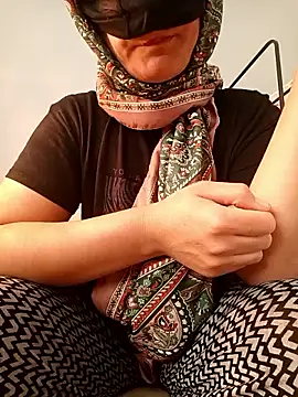 ezgi2545 online show from 11-09-25, 11:36