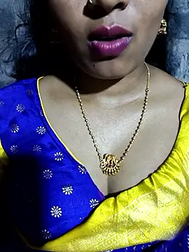Snapshot of srav43 chatting on 05-20-26, 05:43 srav43 online show from 05-20-26, 05:43