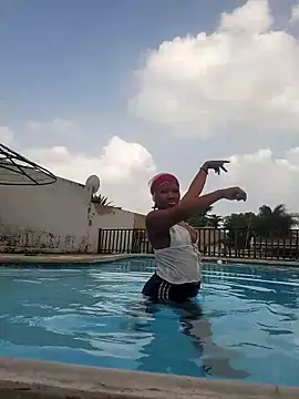 BUNNYCHOWX28 online show from 03-09-26, 01:36