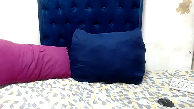 Snapshot of BUNNYCHOWX28 chatting on 09-29-25, 06:35 BUNNYCHOWX28 online show from 09-29-25, 06:35