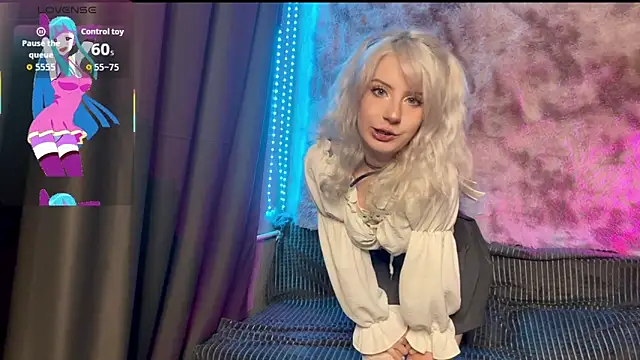 Snapshot of snowy_lisa chatting on 03-15-26, 04:03 snowy lisa online show from 03-15-26, 04:03