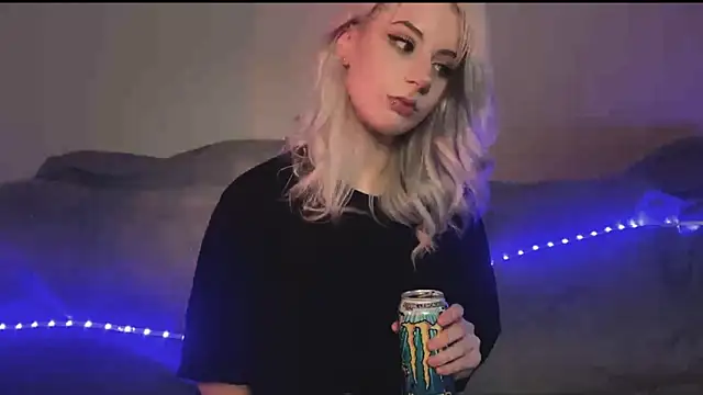 Snapshot of snowy_lisa chatting on 02-03-26, 11:59 snowy lisa online show from 02-03-26, 11:59