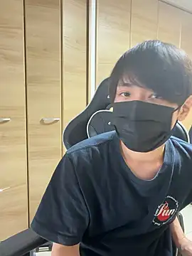 Snapshot of jiji9253 chatting on 07-18-26, 04:54 jiji9253 online show from 07-18-26, 04:54