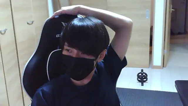 Snapshot of jiji9253 chatting on 07-09-26, 12:15 jiji9253 online show from 07-09-26, 12:15