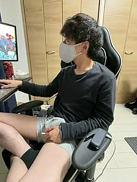 jiji9253 online show from 12-18-25, 12:09