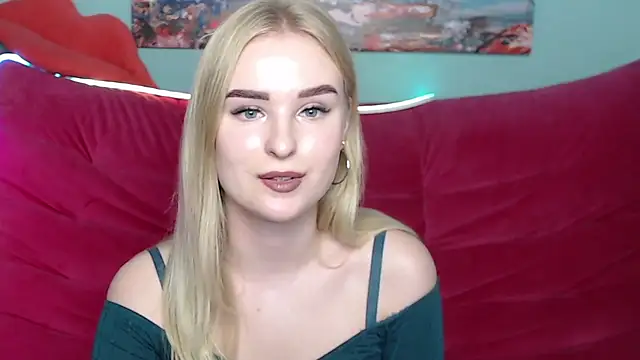 SofySofty online show from 10-26-25, 05:57