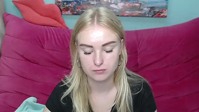 SofySofty online show from 09-28-25, 04:47