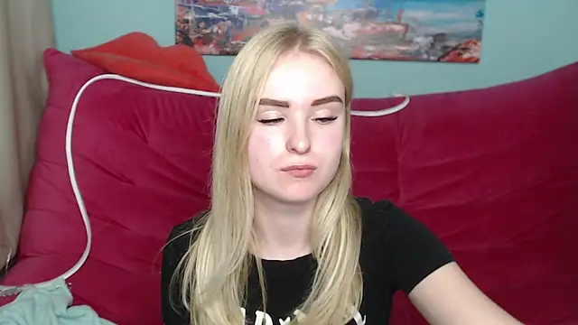 SofySofty online show from 10-23-25, 04:49