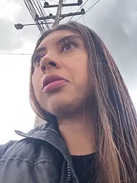 Sara-cooper2 online show from 10-27-25, 03:57