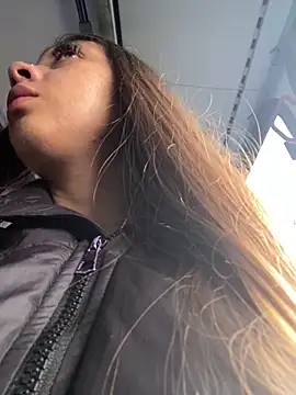 Sara-cooper2 online show from 12-04-25, 07:13