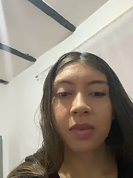 Sara-cooper2 online show from 03-11-26, 04:34