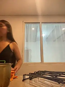 Snapshot of Sara-cooper2 chatting on 09-17-25, 03:03 Sara-cooper2 online show from 09-17-25, 03:03