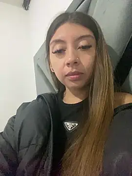 Sara-cooper2 online show from 02-06-26, 03:02