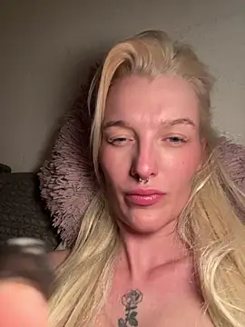 lovecassyrose online show from 02-16-26, 09:34