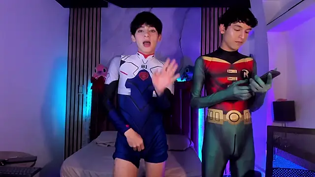 MathiasGreen  online show from 12-19-25, 10:23