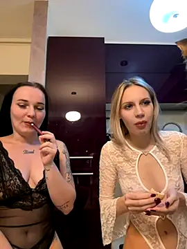 Baby Eva23 online show from 10-18-25, 06:43