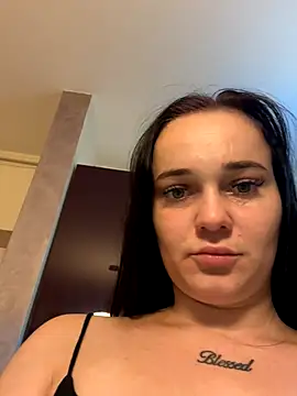 Baby Eva23 online show from 10-11-25, 06:09