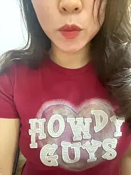 Snapshot of anna_sexy69 chatting on 12-22-25, 05:29 anna sexy69 online show from 12-22-25, 05:29