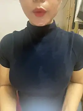 Snapshot of anna_sexy69 chatting on 10-08-25, 02:46 anna sexy69 online show from 10-08-25, 02:46