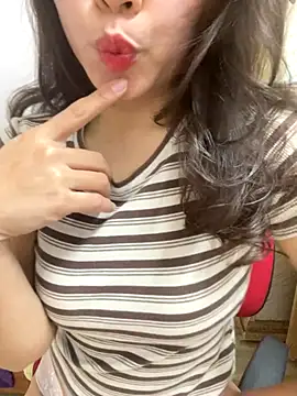 Snapshot of anna_sexy69 chatting on 12-15-25, 06:19 anna sexy69 online show from 12-15-25, 06:19