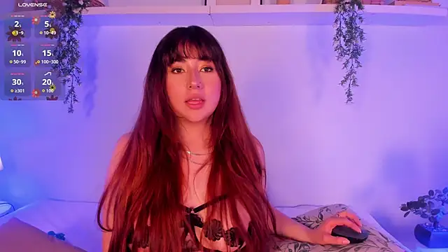 Nicolle Evanss  online show from 10-18-25, 04:25