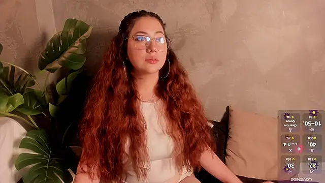 Nicolle Evanss  online show from 11-19-25, 05:07