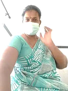 Snapshot of Tamilkeerthi chatting on 03-01-26, 04:45 Tamilkeerthi online show from 03-01-26, 04:45