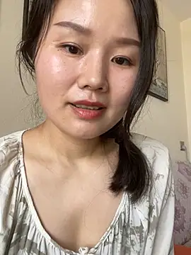 Snapshot of Mier-cn chatting on 05-31-26, 04:29 Mier-cn online show from 05-31-26, 04:29