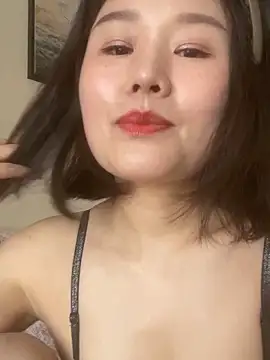 Snapshot of Mier-cn chatting on 06-23-26, 03:59 Mier-cn online show from 06-23-26, 03:59