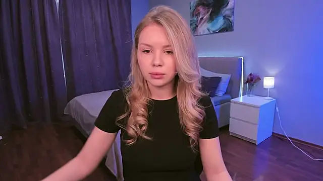 AdalineLove online show from 10-10-25, 11:44