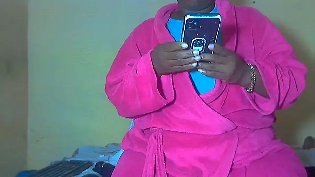 Snapshot of AnnabigpussyXO chatting on 05-30-26, 07:25 AnnabigpussyXO online show from 05-30-26, 07:25