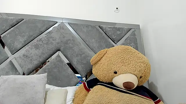 Snapshot of Sweet_Salome1 chatting on 11-07-25, 12:10 Sweet Salome1 online show from 11-07-25, 12:10