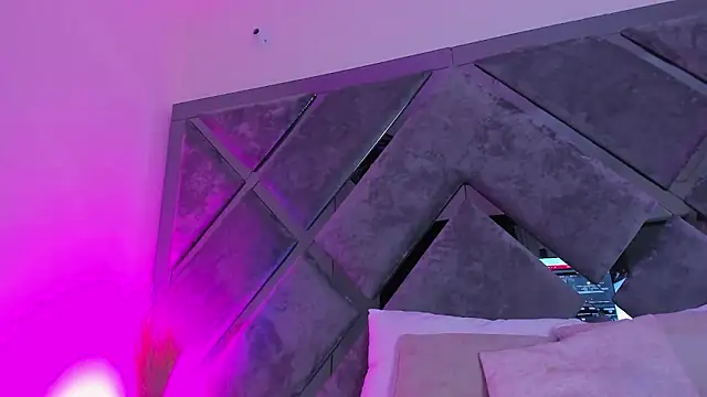 Snapshot of Sweet_Salome1 chatting on 02-07-26, 12:35 Sweet Salome1 online show from 02-07-26, 12:35