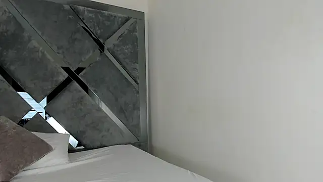 Snapshot of Sweet_Salome1 chatting on 09-25-25, 12:22 Sweet Salome1 online show from 09-25-25, 12:22