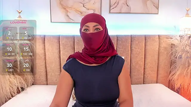 azza   online show from 10-17-25, 12:18