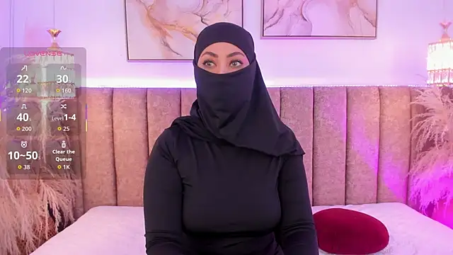 azza   online show from 09-30-25, 12:22